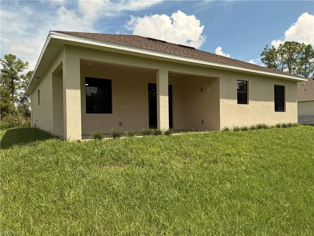 469 Woodman Dr, Lehigh Acres, FL 33972 Photo