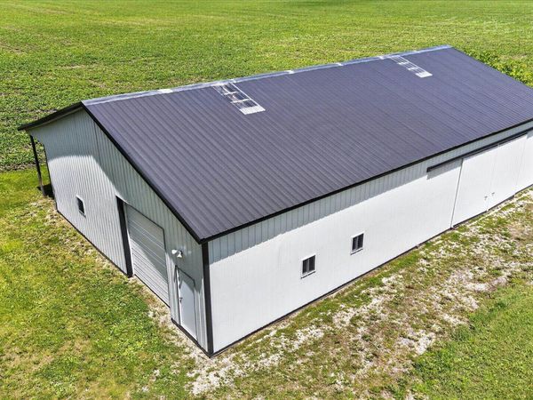 1270 Hillside Road, Edgerton, WI 53534