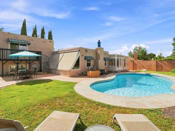5504 Cancelar Drive NE, Albuquerque, NM 87111