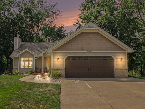 17125 Hershey Court, Lakeville, MN 55044