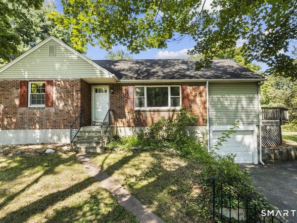 6 Collie Brook, East Hampton, CT 06424