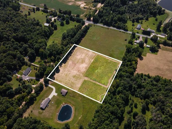 04444 47 1/2 Street, Grand Junction, MI 49056