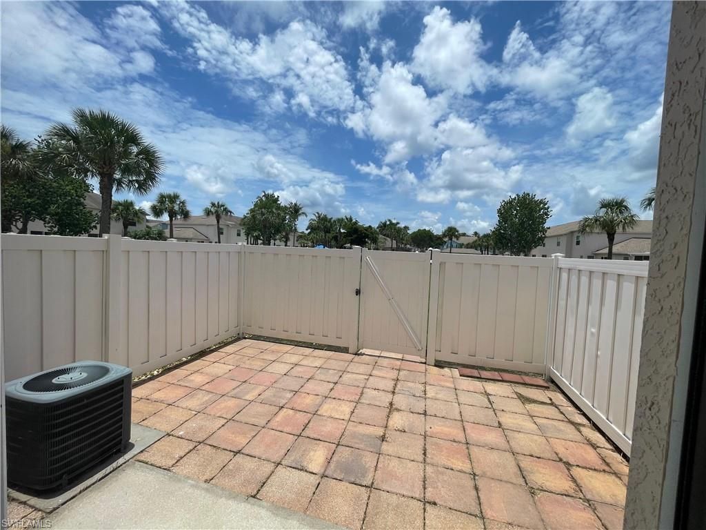 3637 Pine Oak Cir , Unit 105, Fort Myers, FL 33916 Photo