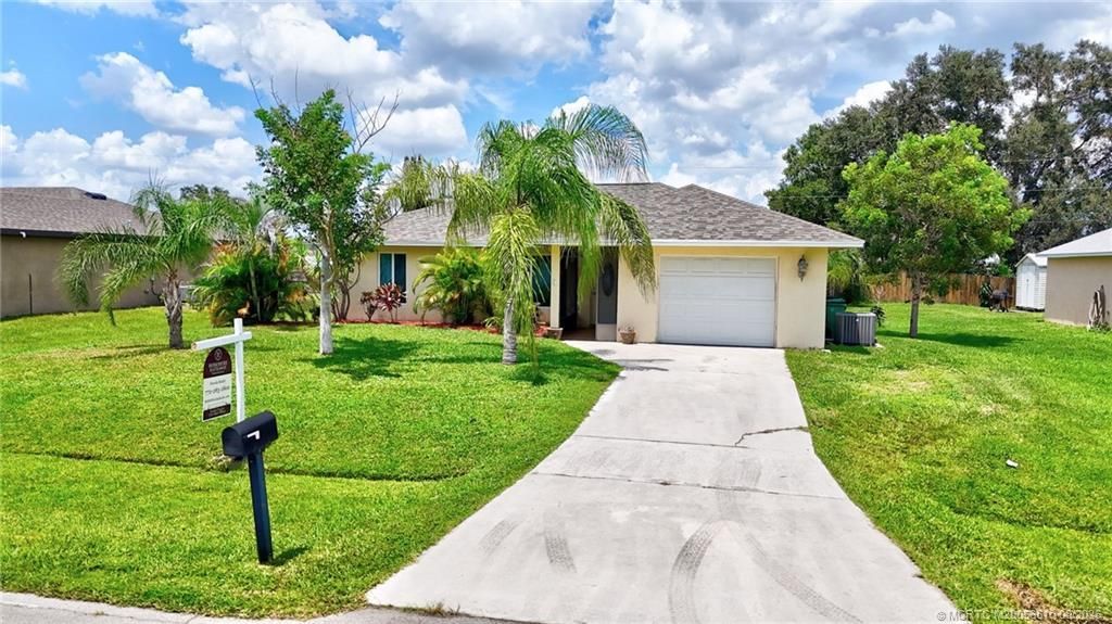 537 NW Billiar Avenue, Port Saint Lucie, FL 34983 Photo
