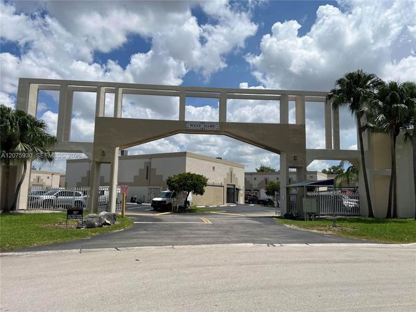 10431 NW 28th St , Unit E-104, Doral, FL 33172