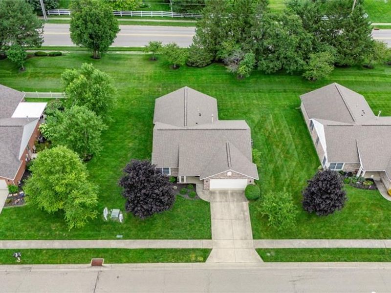 1892 Sulky Trail, Miamisburg, OH 45342 Photo 2