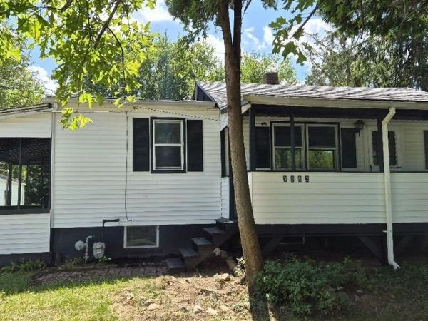 3962 Swain Drive , Norton, OH 44203