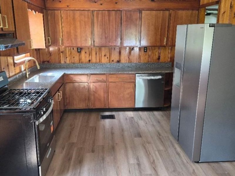 3962 Swain Drive, Norton, OH 44203 Photo 8