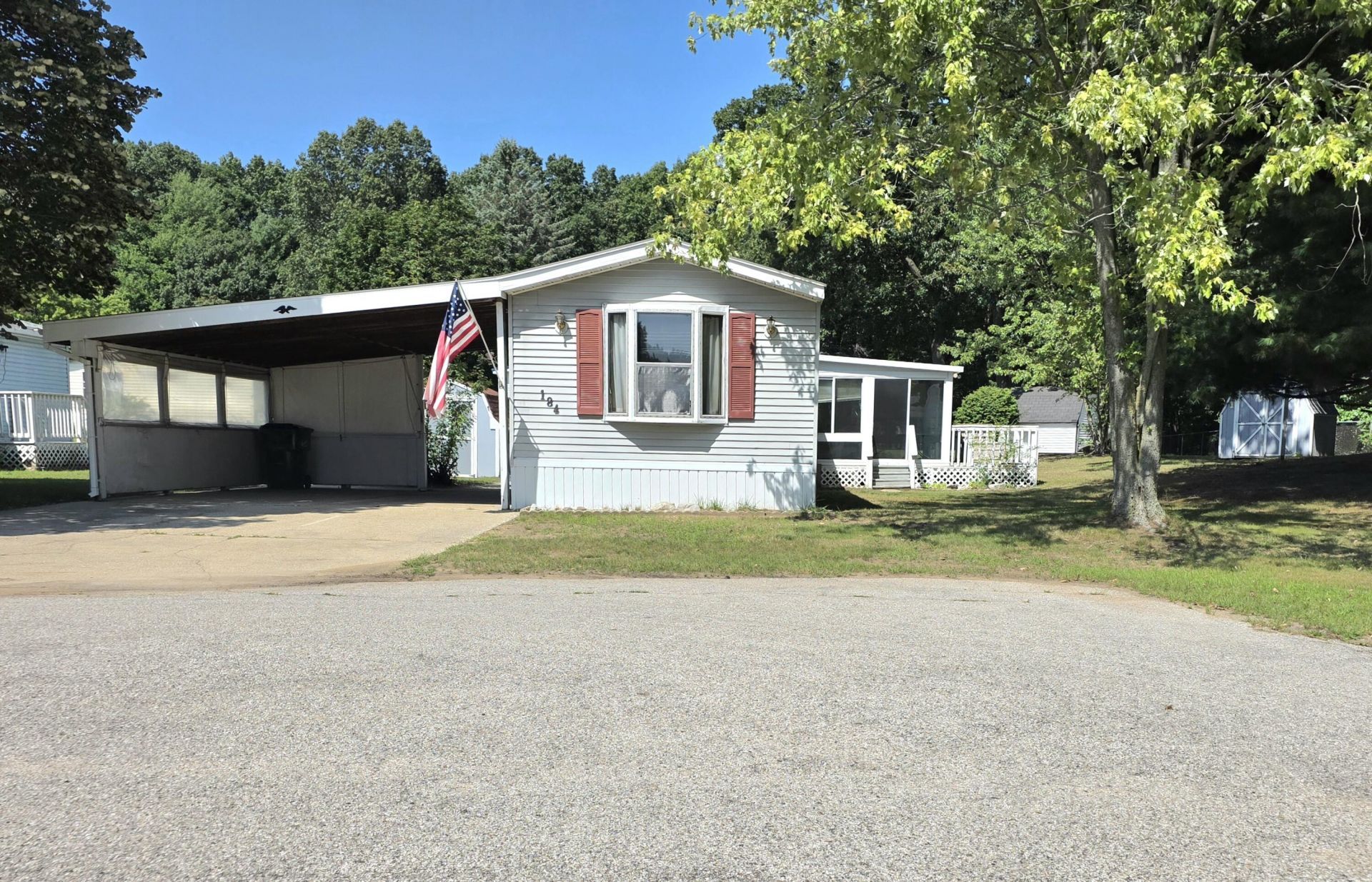 184 Birch Court, Muskegon, MI 49445 Main Photo