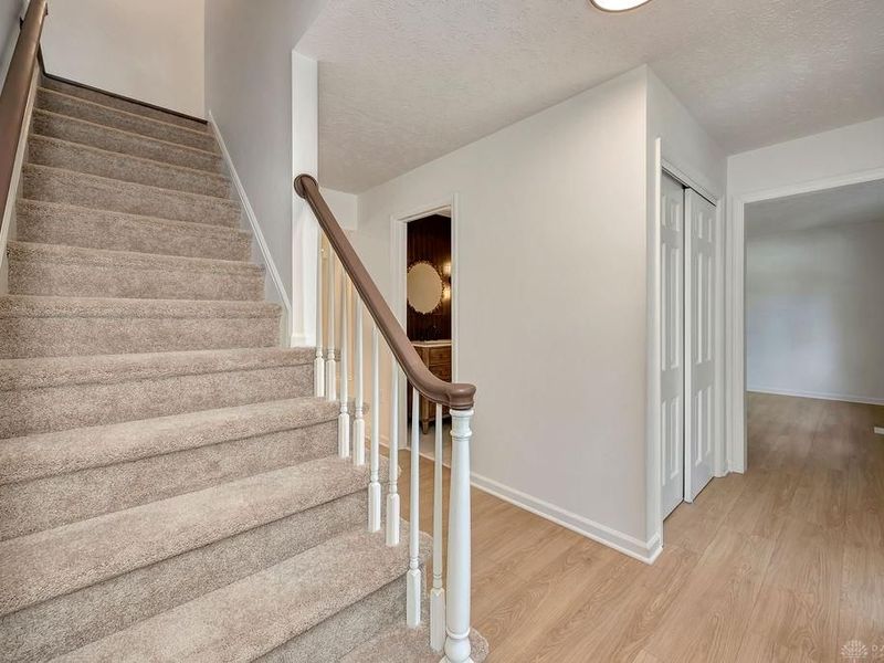 7764 Rolling Meadows Drive, West Chester, OH 45069 Photo 5