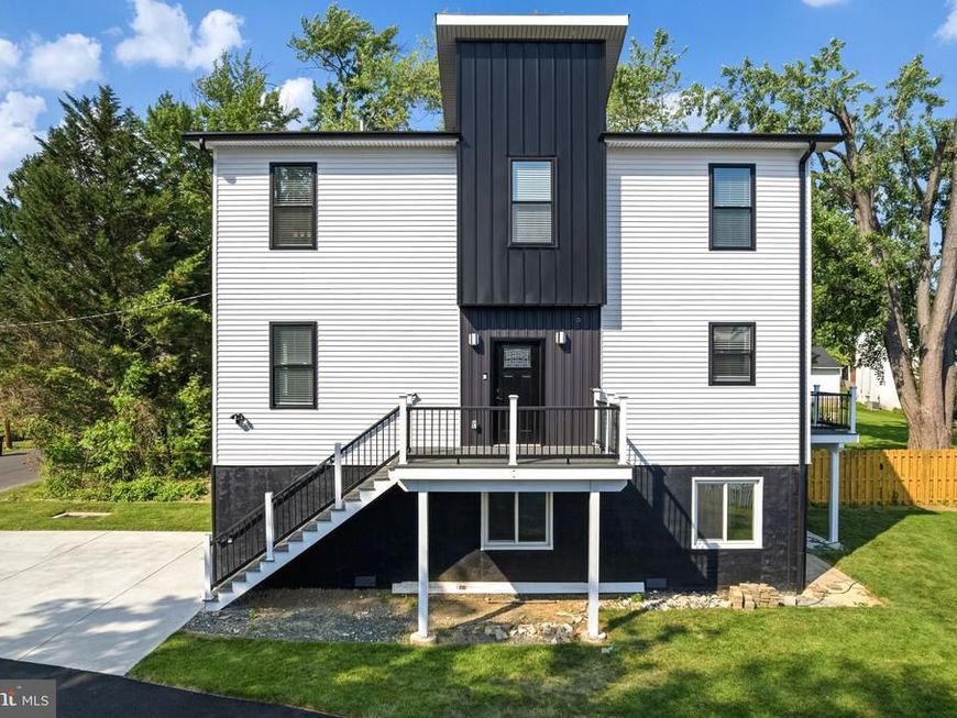 2370 Randolph Street, Huntingdon Valley, PA 19006 Main Photo