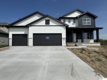 20810 Vernon Avenue, Elkhorn, NE 68022