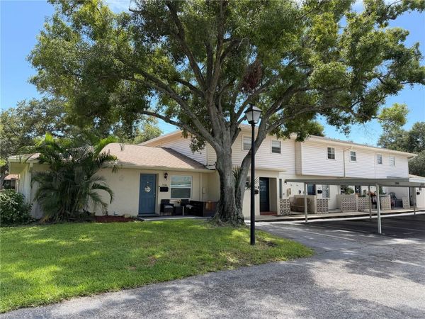 7242 STONE HAVEN COURT N, Unit 7242, PINELLAS PARK, FL 33781