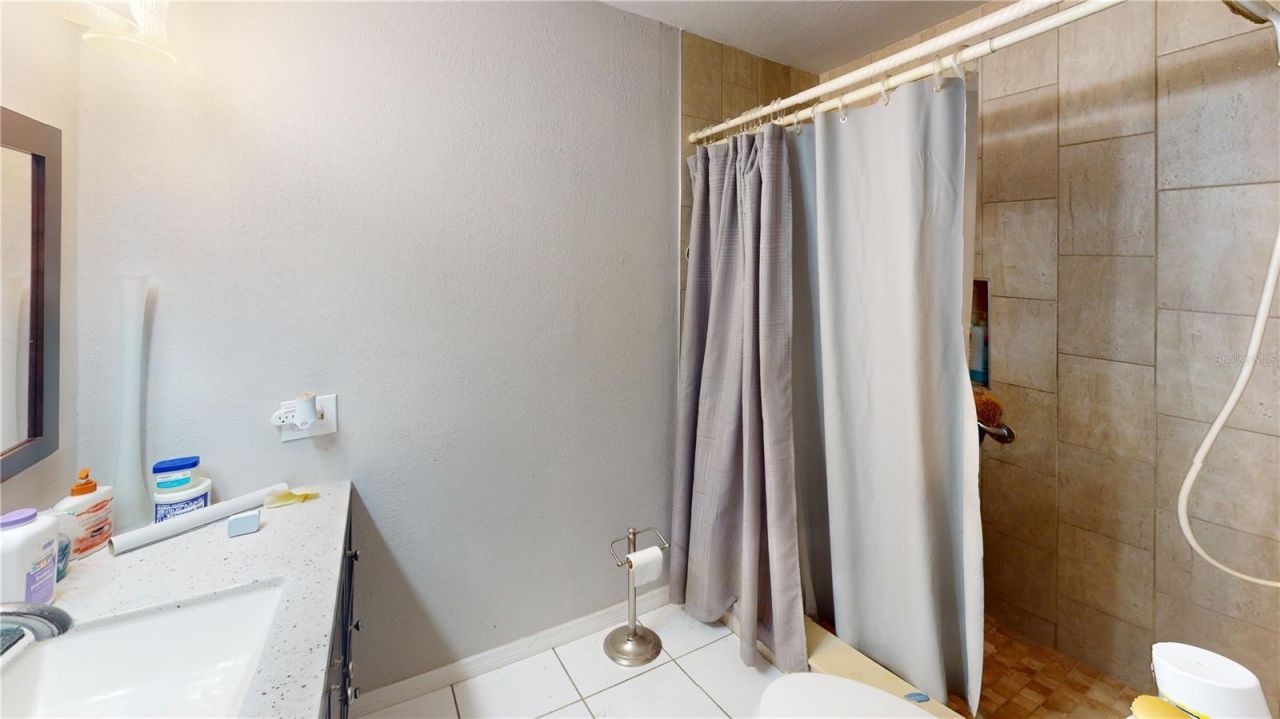 1721 W North B Street , Tampa, FL 33606 Photo