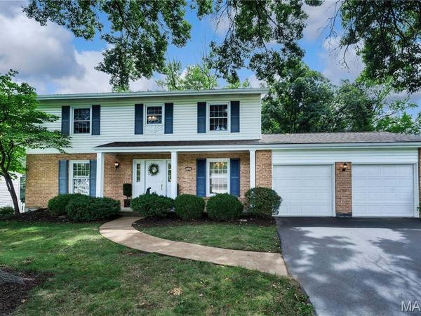 442 Wildwood Parkway, Ballwin, MO 63011