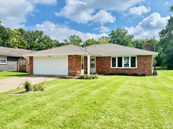 3605 W Torquay Road, Muncie, IN 47304