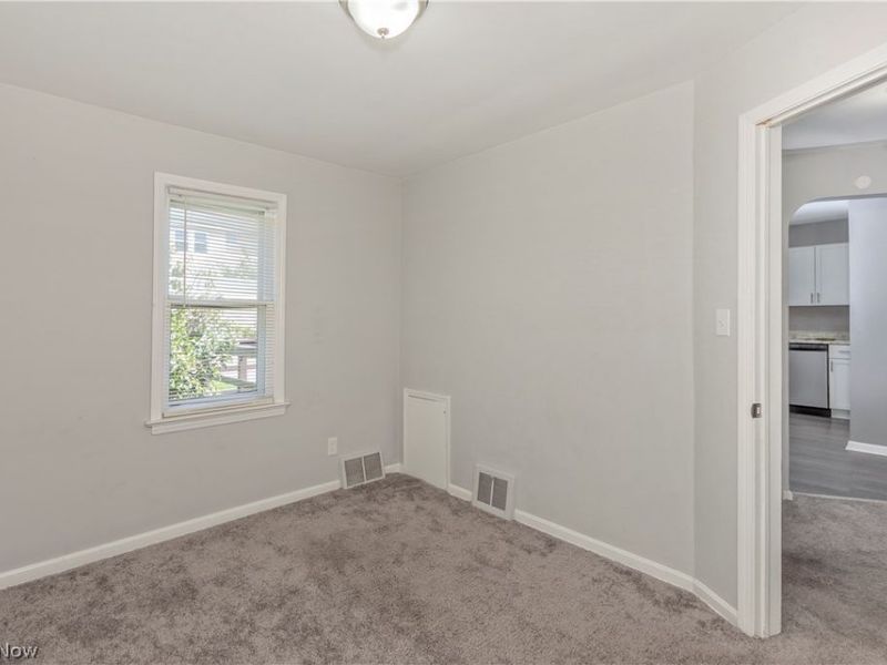 8207 Garfield Boulevard , Garfield Heights, OH 44125 Photo 10
