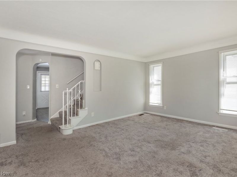 8207 Garfield Boulevard , Garfield Heights, OH 44125 Photo 3