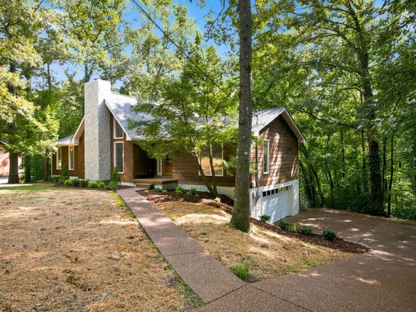 357 Twin Oaks Dr, Kingston Springs, TN 37082