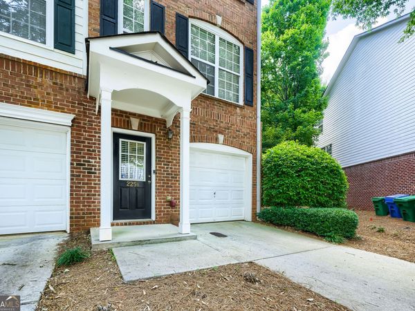 2251 Dillard Crossing, Tucker, GA 30084
