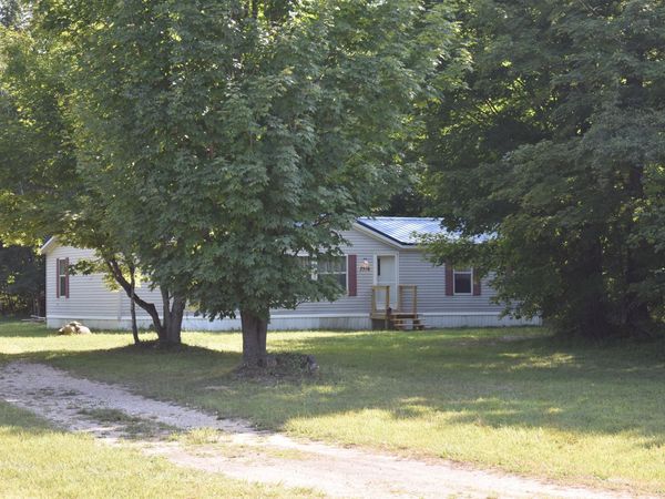 7516 Covert Road NE, Mancelona, MI 49659