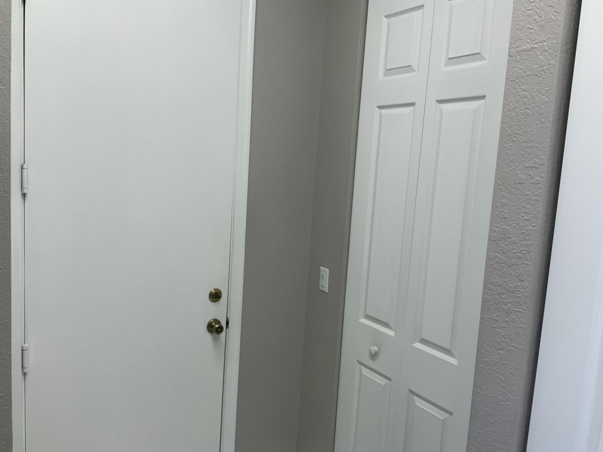 7082 Aliso Avenue, West Palm Beach, FL 33413 Photo