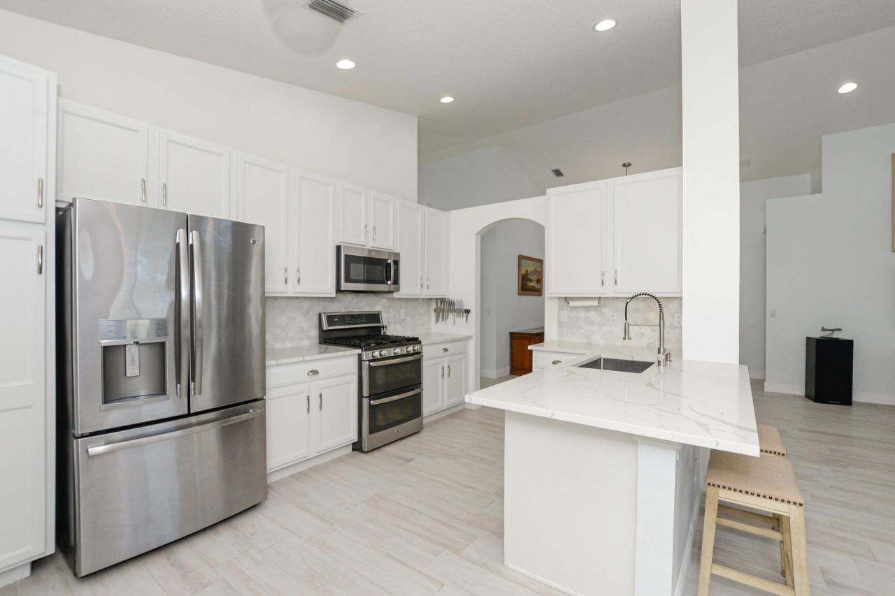 1039 SE Westminster Place, Stuart, FL 34997 Photo