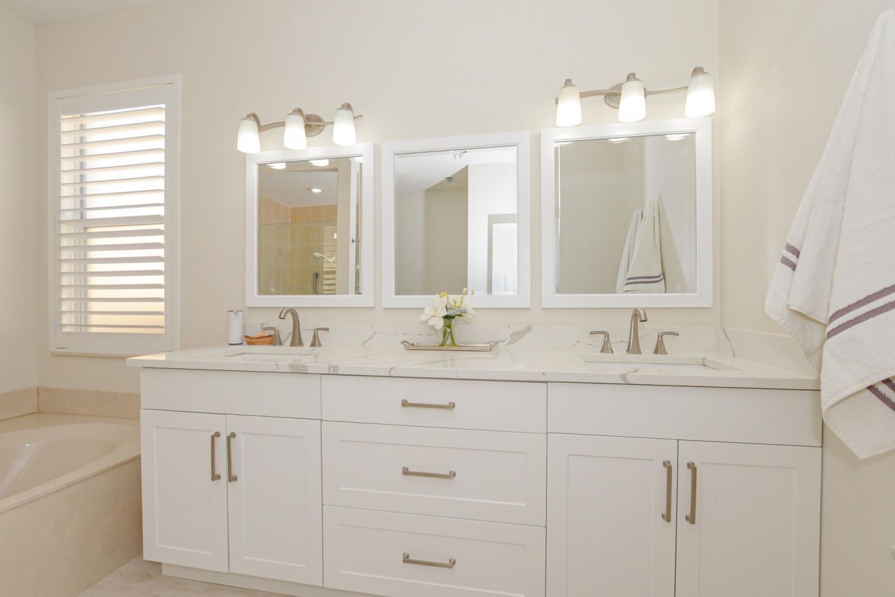 1039 SE Westminster Place, Stuart, FL 34997 Photo