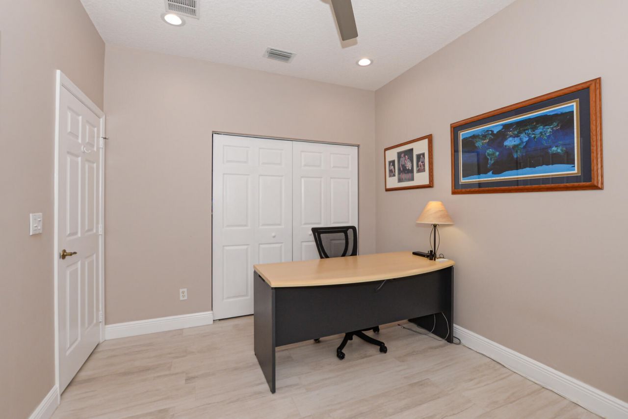 1039 SE Westminster Place, Stuart, FL 34997 Photo