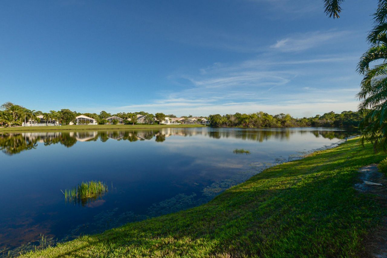 1039 SE Westminster Place, Stuart, FL 34997 Photo