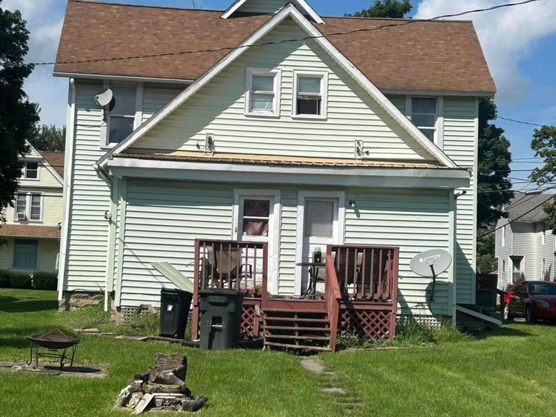 514 W Bucyrus Street, Unit 514-516, Crestline, OH 44827 Photo 2