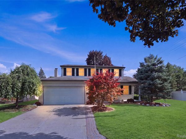 13622 Biscayne Drive, Sterling Heights, Mi 48313