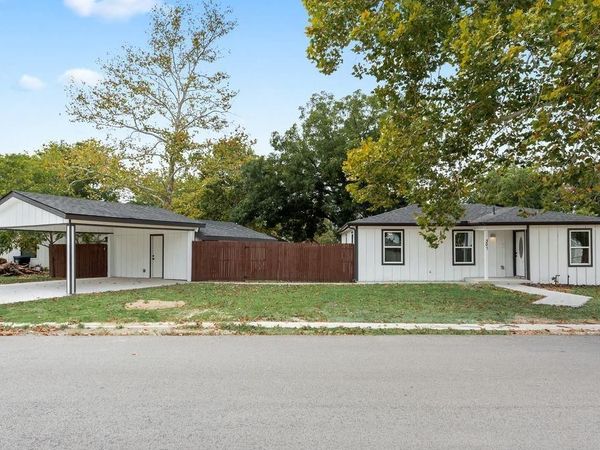 307 N 4th Street, Crandall, TX 75114