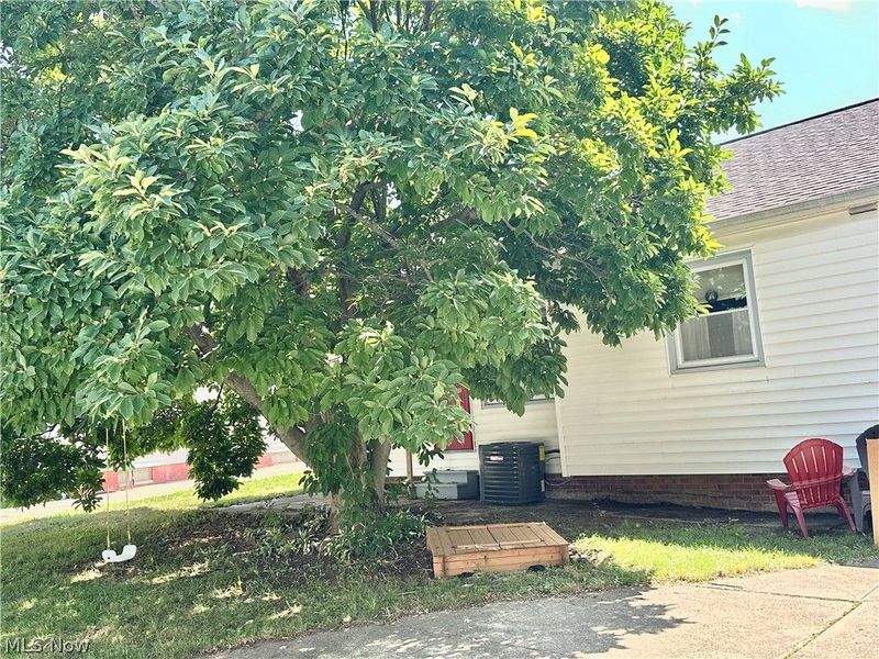 9513 Alexander Road , Garfield Heights, OH 44125 Photo 10