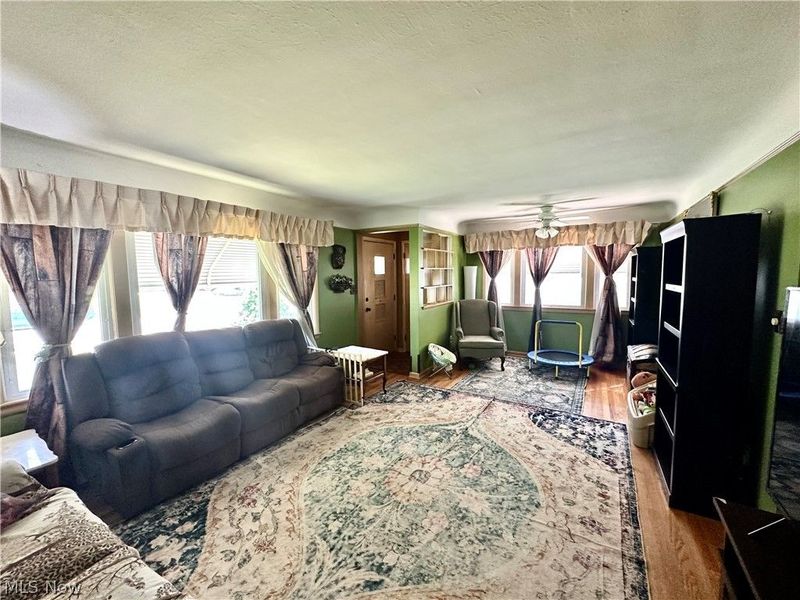 9513 Alexander Road , Garfield Heights, OH 44125 Photo 12
