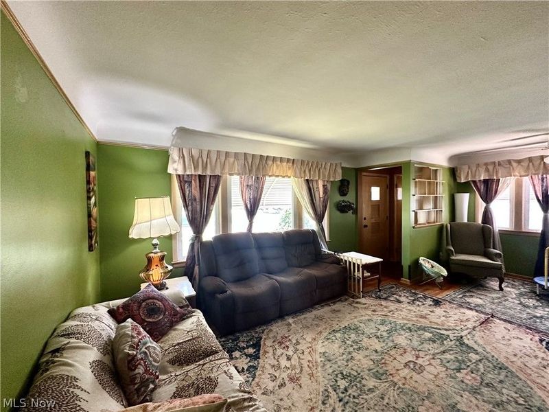 9513 Alexander Road , Garfield Heights, OH 44125 Photo 16