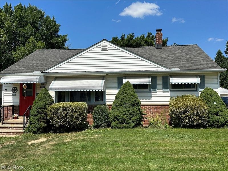 9513 Alexander Road , Garfield Heights, OH 44125 Photo 2