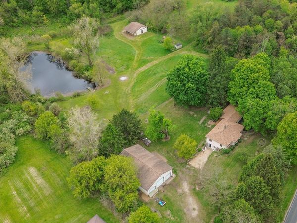 59021 County Road 215, Lawrence, MI 49064