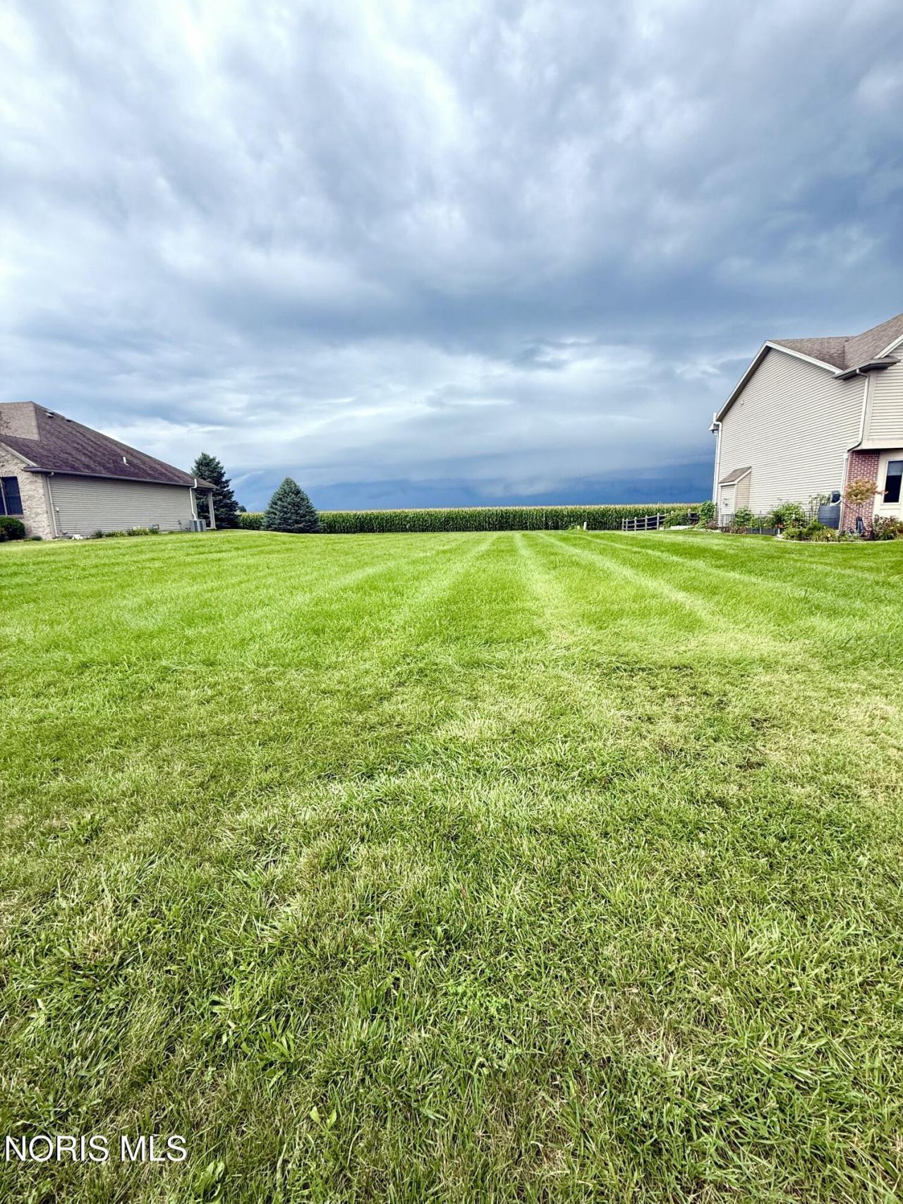 1096 Westridge Drive, Waterville, OH 43566 Main Photo