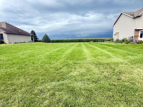 1096 Westridge Drive , Waterville, OH 43566