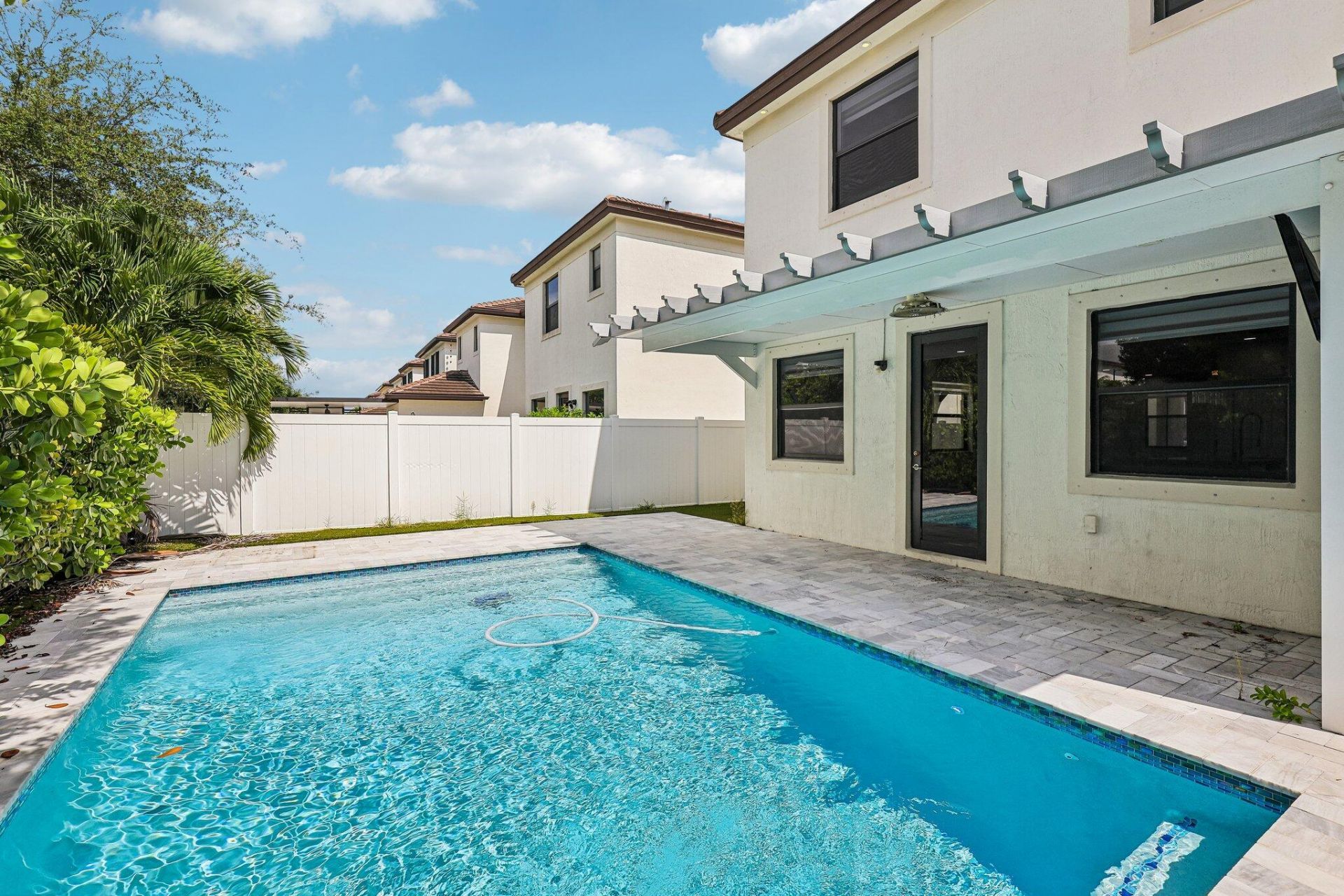 3567 W 110th Terrace, Hialeah, FL 33018 Photo