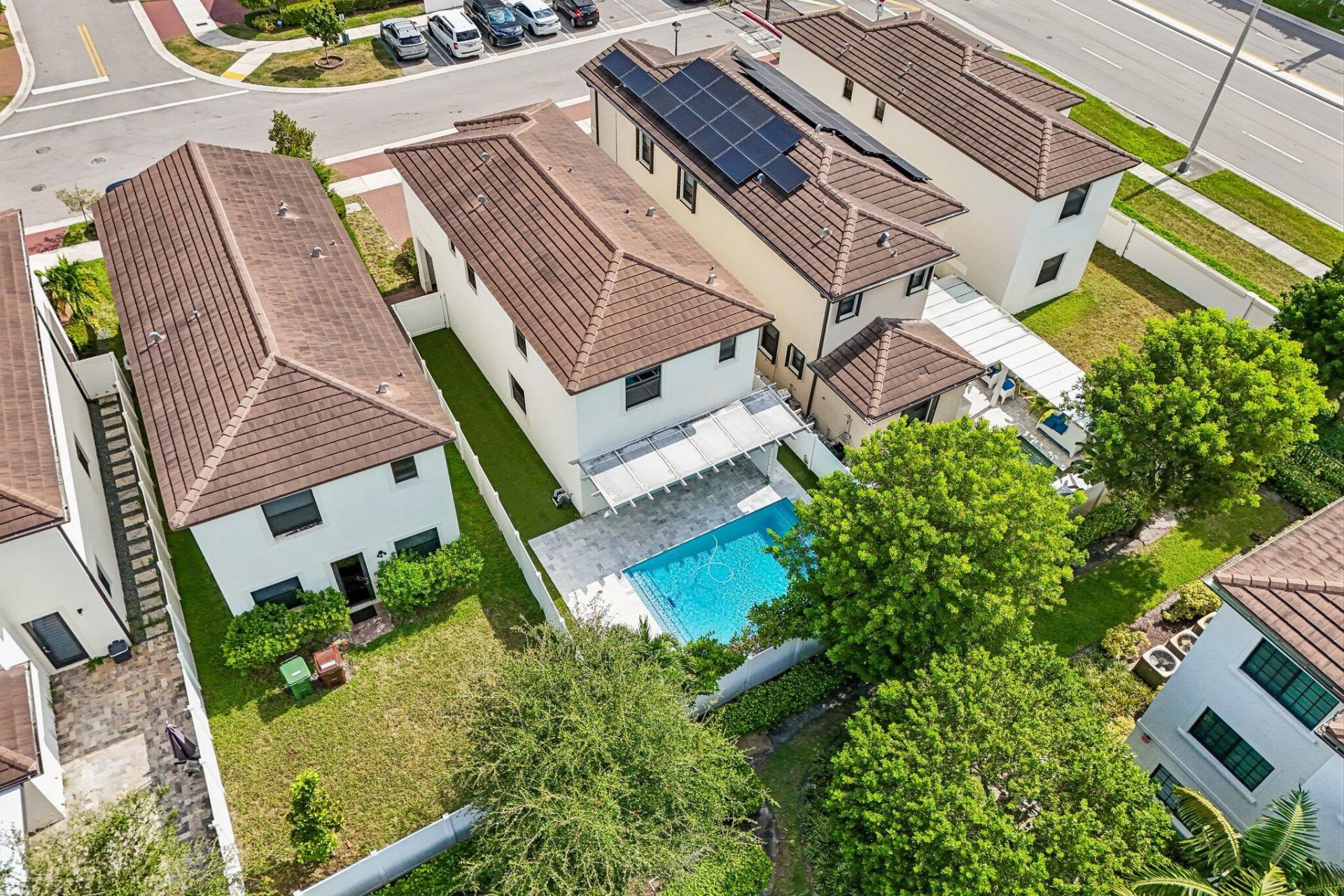 3567 W 110th Terrace, Hialeah, FL 33018 Photo