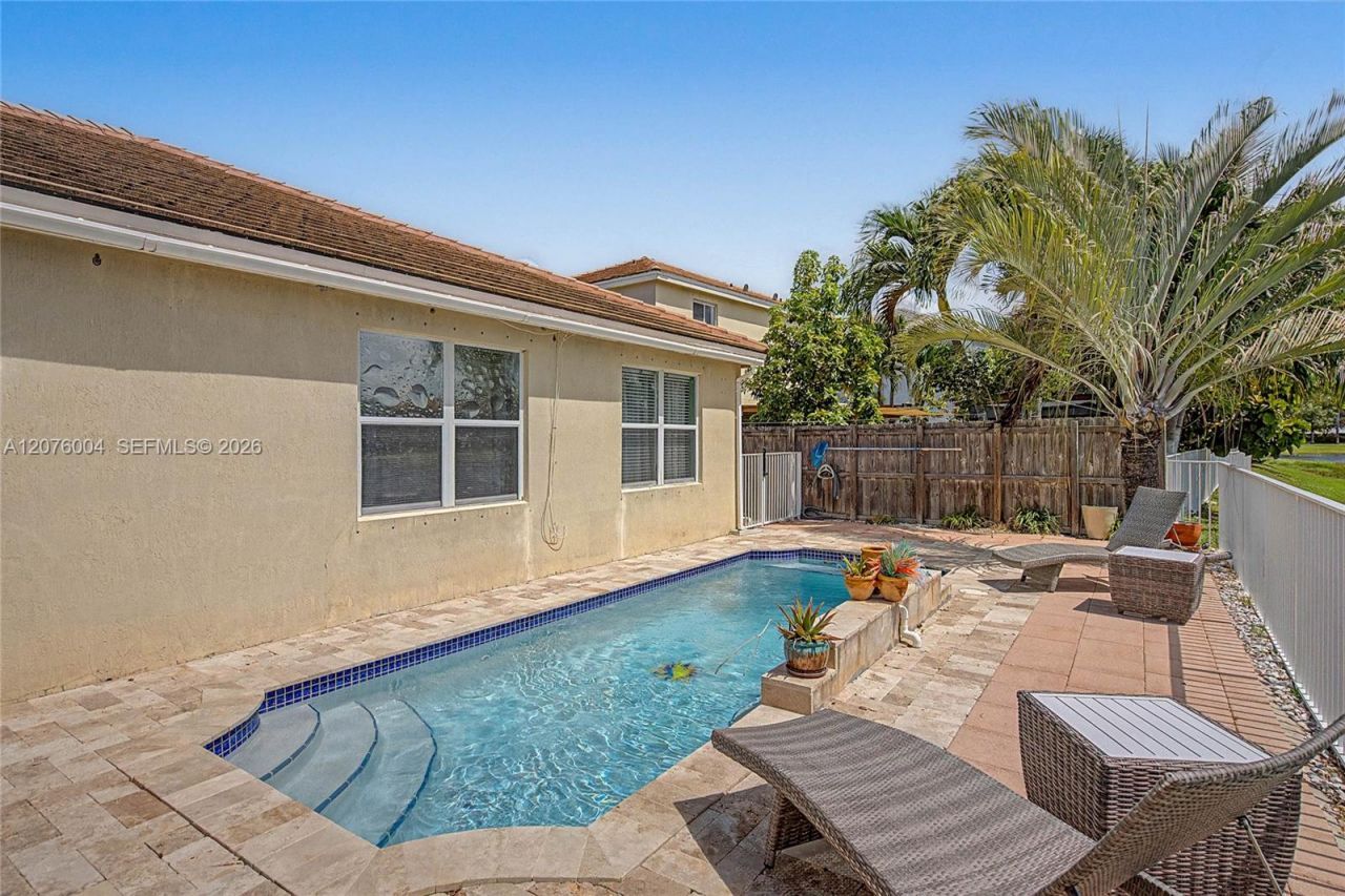 527 SE 31st Ave , Homestead, FL 33033 Photo