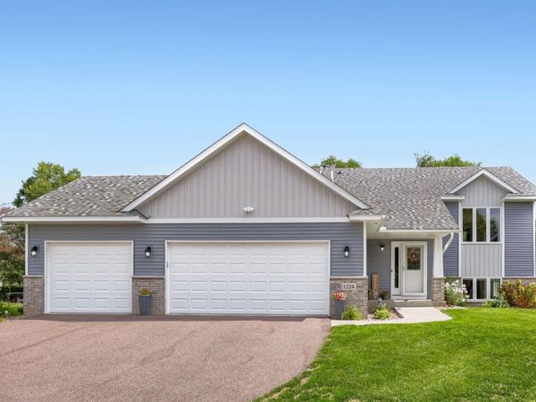 1224 242nd Way NE, East Bethel, MN 55005
