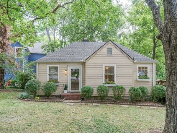 2725 Sharondale Ct, Nashville, TN 37215