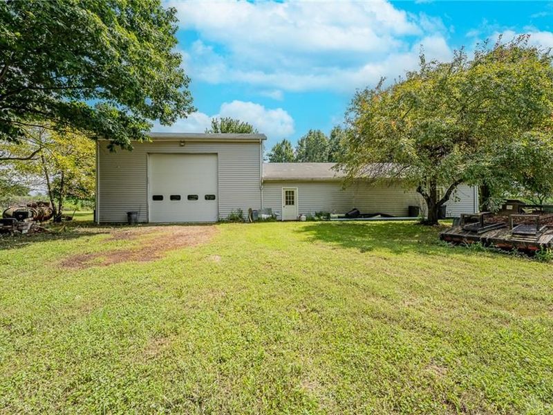 11825 Coppock Road, Laura, OH 45337 Photo 31
