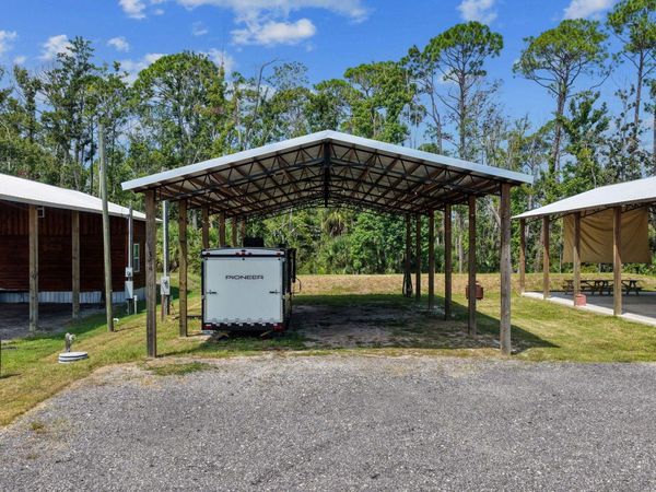 304 NE Main Street , Steinhatchee, FL 32359