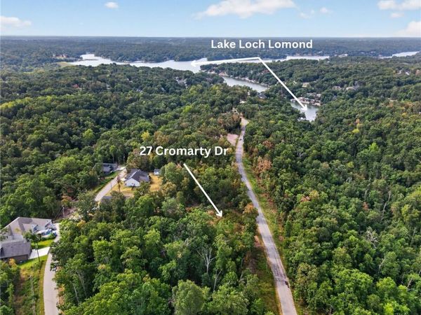 27 Cromarty Drive , Bella Vista, AR 72715