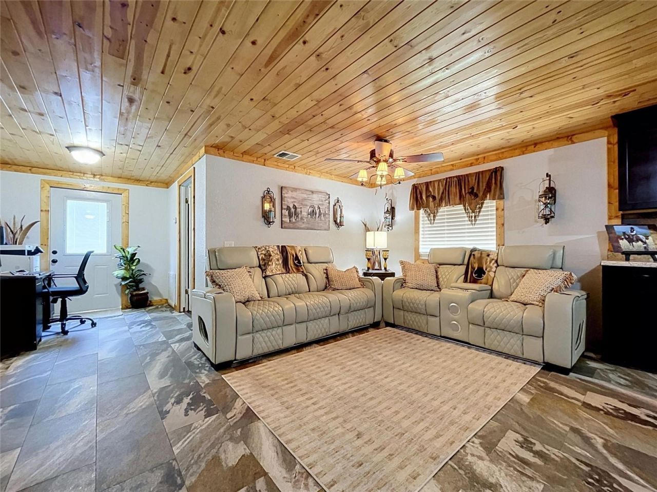 2026 Holy Cow Road, Polk City, FL 33868 Photo
