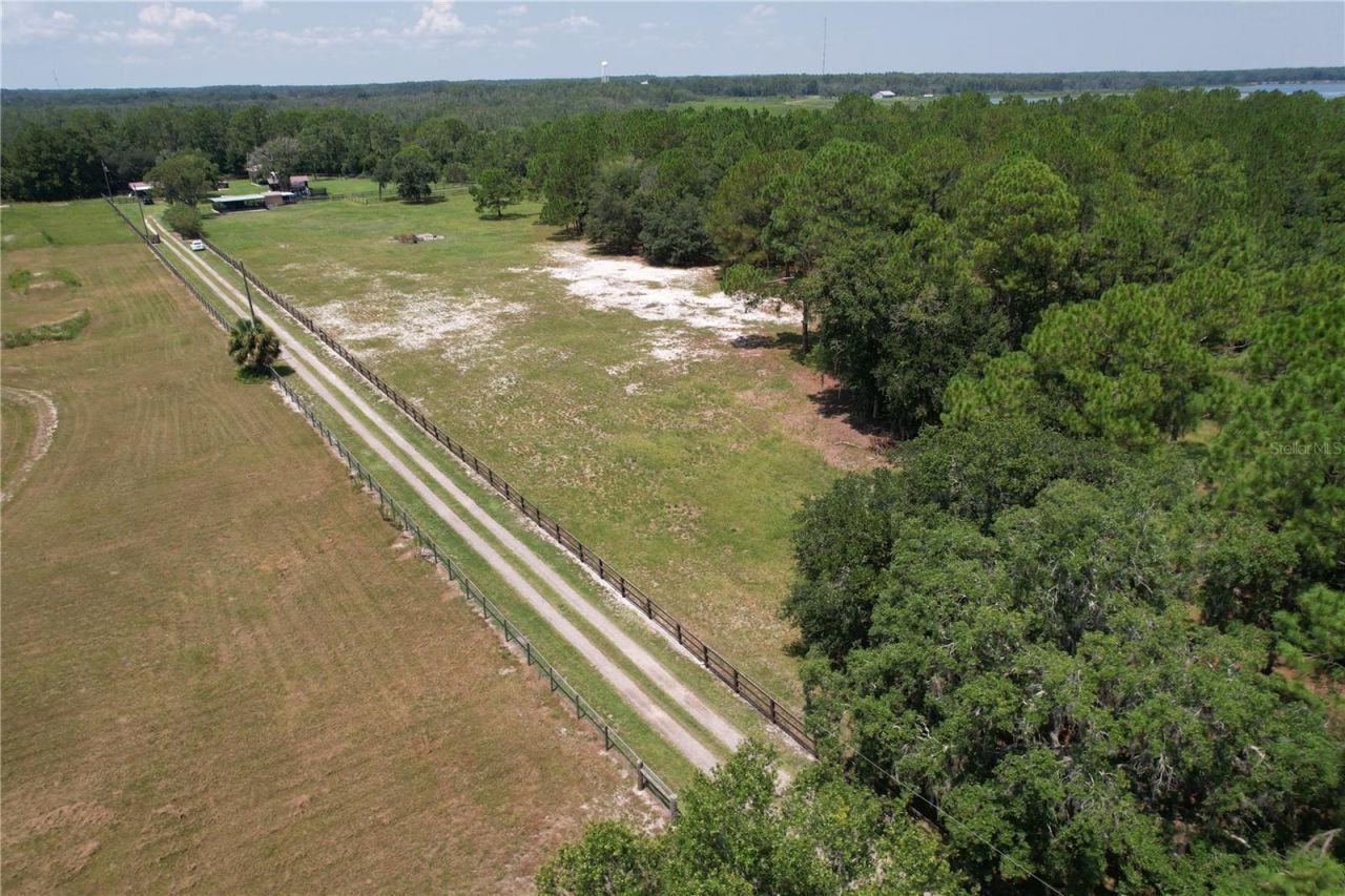 2026 Holy Cow Road, Polk City, FL 33868 Photo